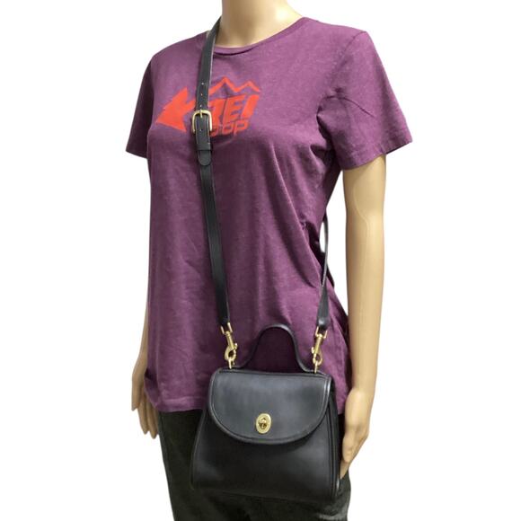 vintage Coach Regina black leather bag (style 9983) brass hardware - Picture 7 of 7